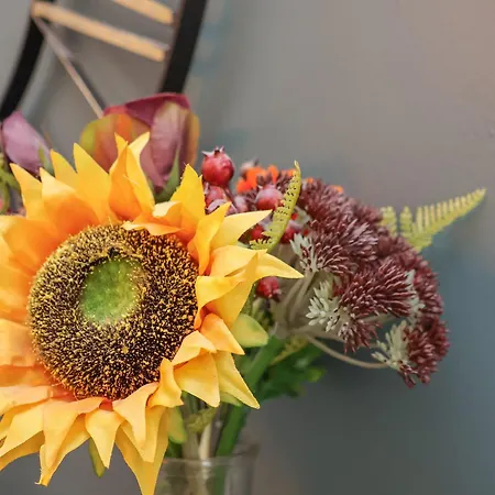 Church View * ウィットビー